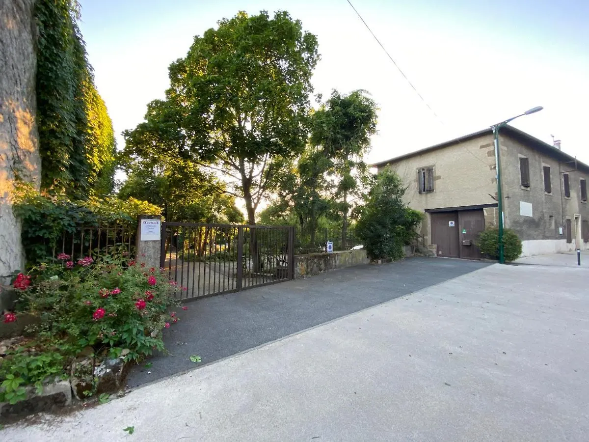 Apartment Le Cocon De Curson Gite Le Papillon Chanos-Curson France